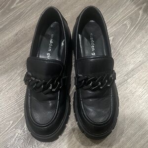 Madden Girl Black Chunky Chain Loafers